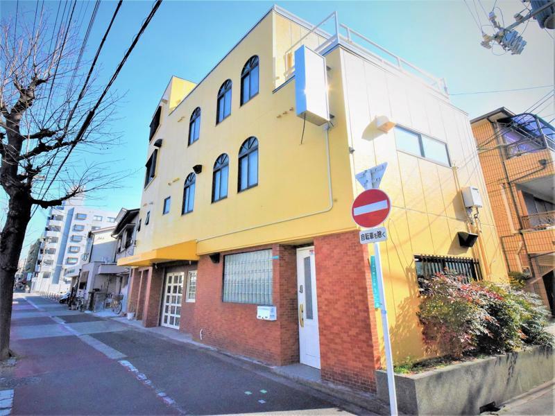 Banana Hammock Hotel Osaka Bagian luar foto